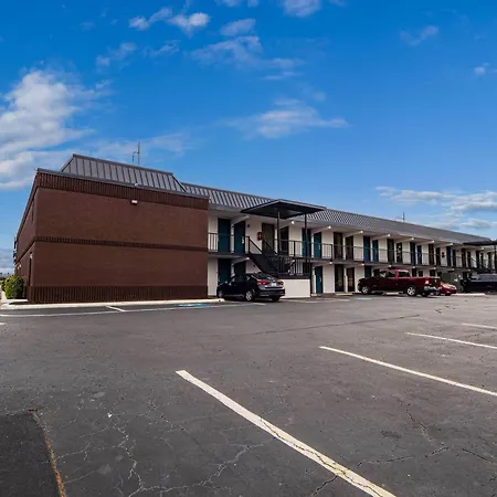 Clarion Pointe Winston - Salem Downtown